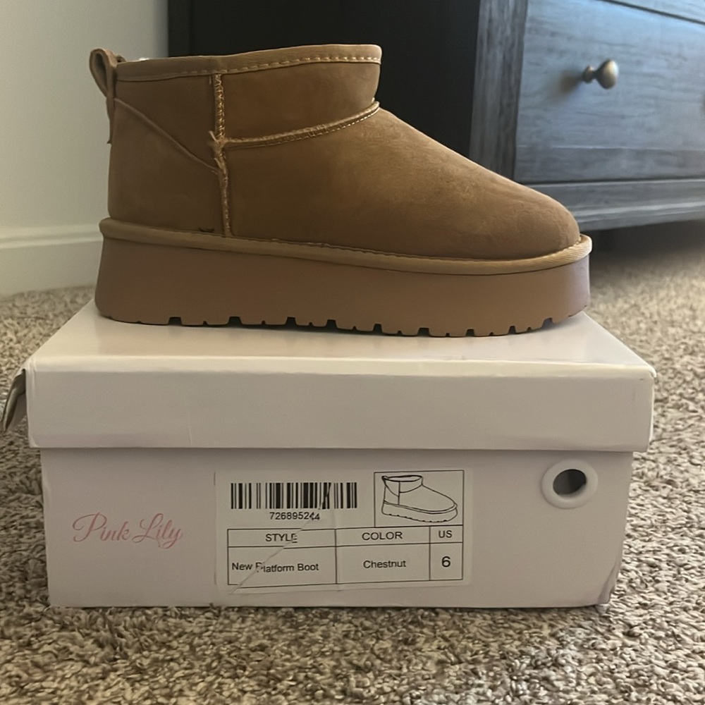 Georgia Chestnut Platform Mini Boot - size 6